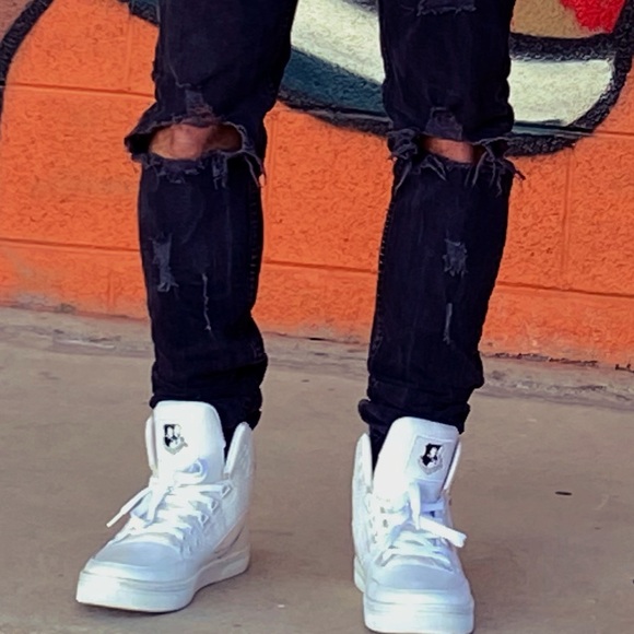 White Vlado Footwear Knight 3 Prototype Sneakers - Picture 5 of 5